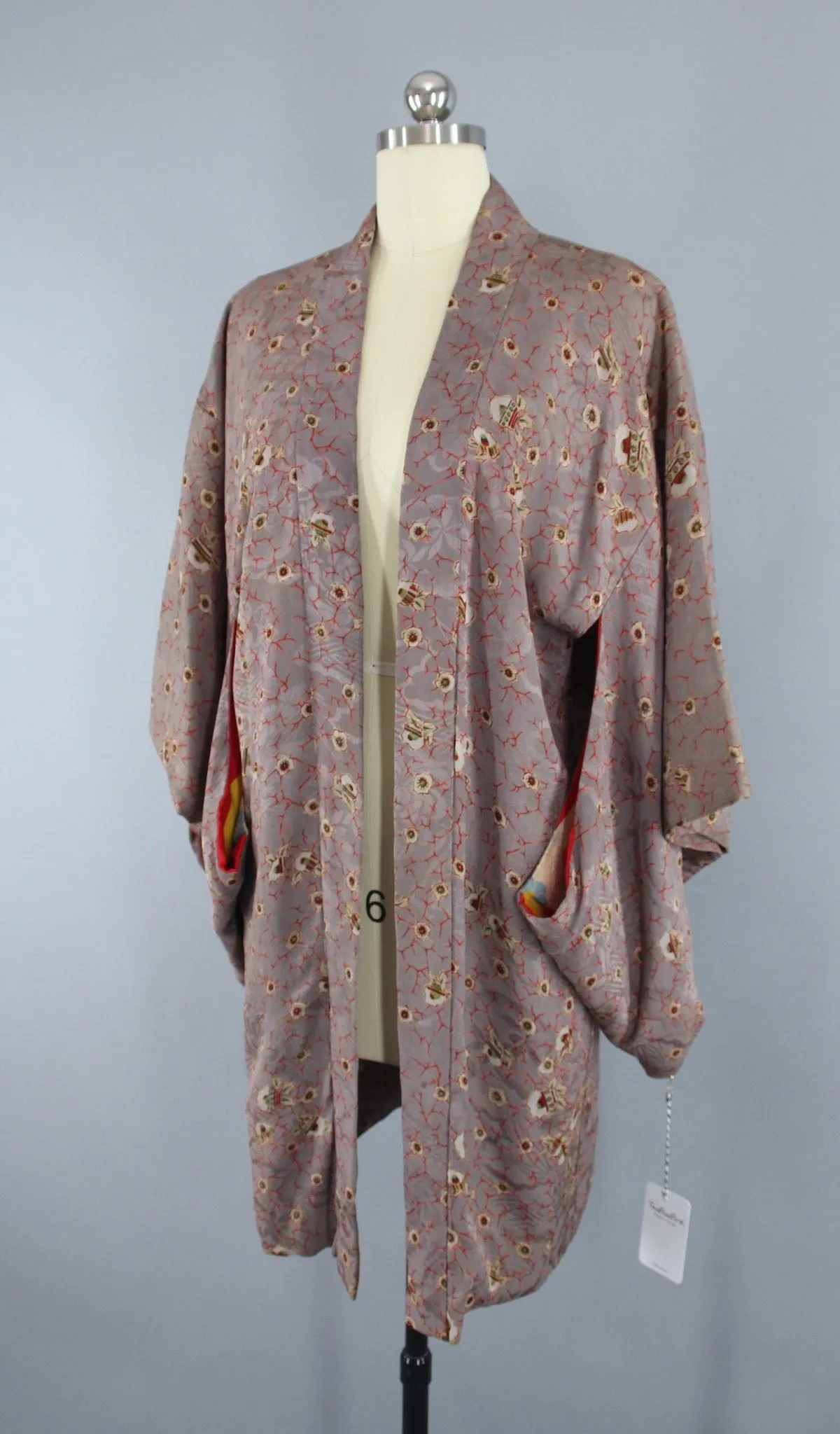 1940s Vintage Silk Haori Kimono Jacket Cardigan / Grey Red Abstract