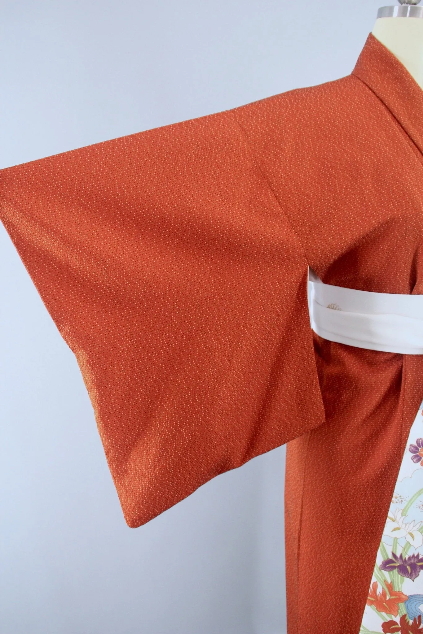 1950s Vintage Silk Kimono Robe in Dark Rust Orange and Black Tiny Dots