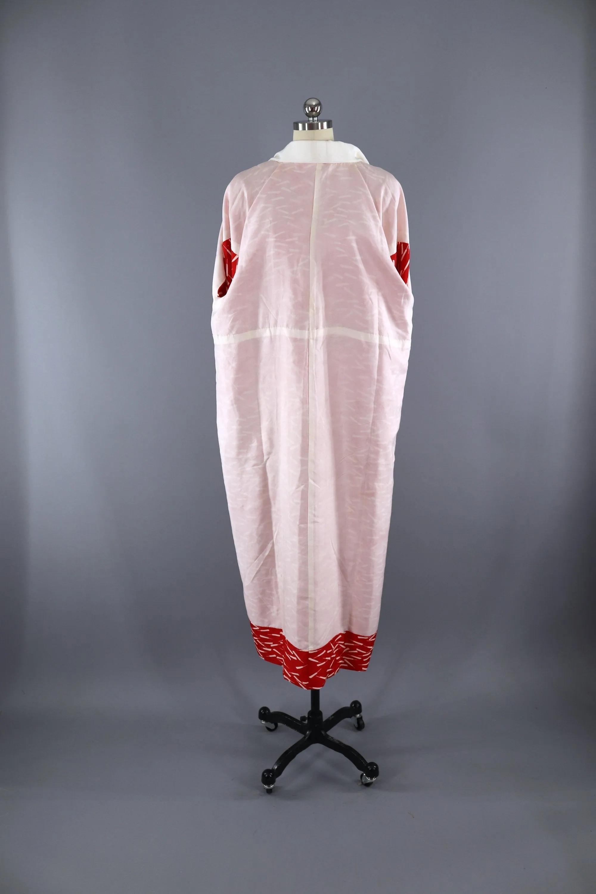 1950s Vintage Silk Kimono Robe / Red & White Novelty Print