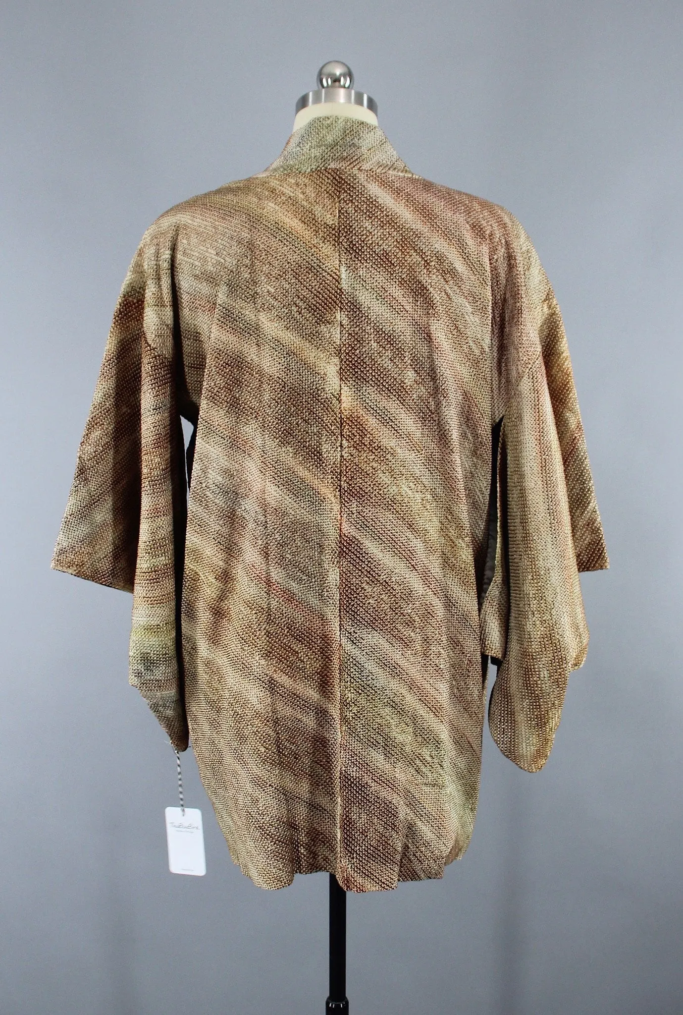 1960s Vintage Silk Haori Kimono Jacket Cardigan / Brown Tan Ombre Shibori