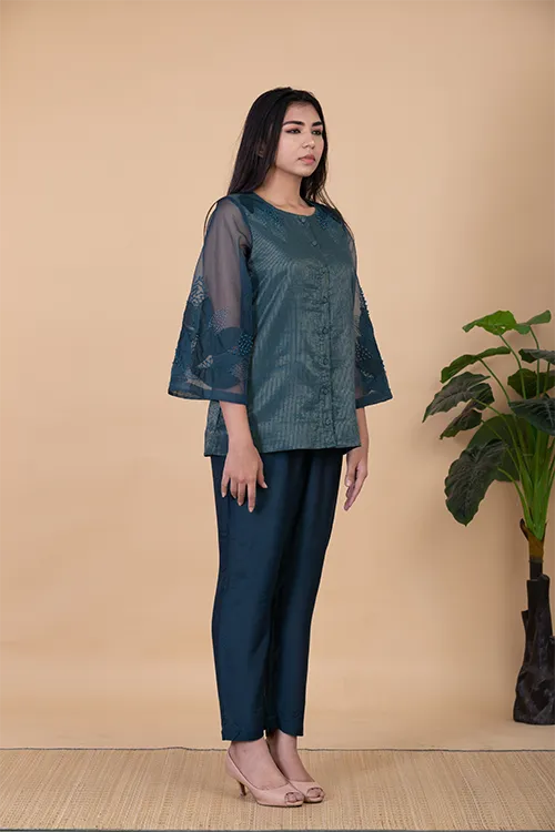 Chambray & Co.'S Avah Applique Vegan Silk Coord Set