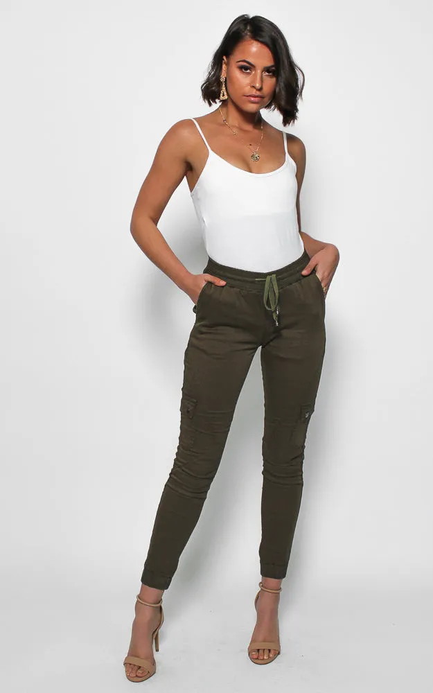 Chic Cargo Chinos - Khaki