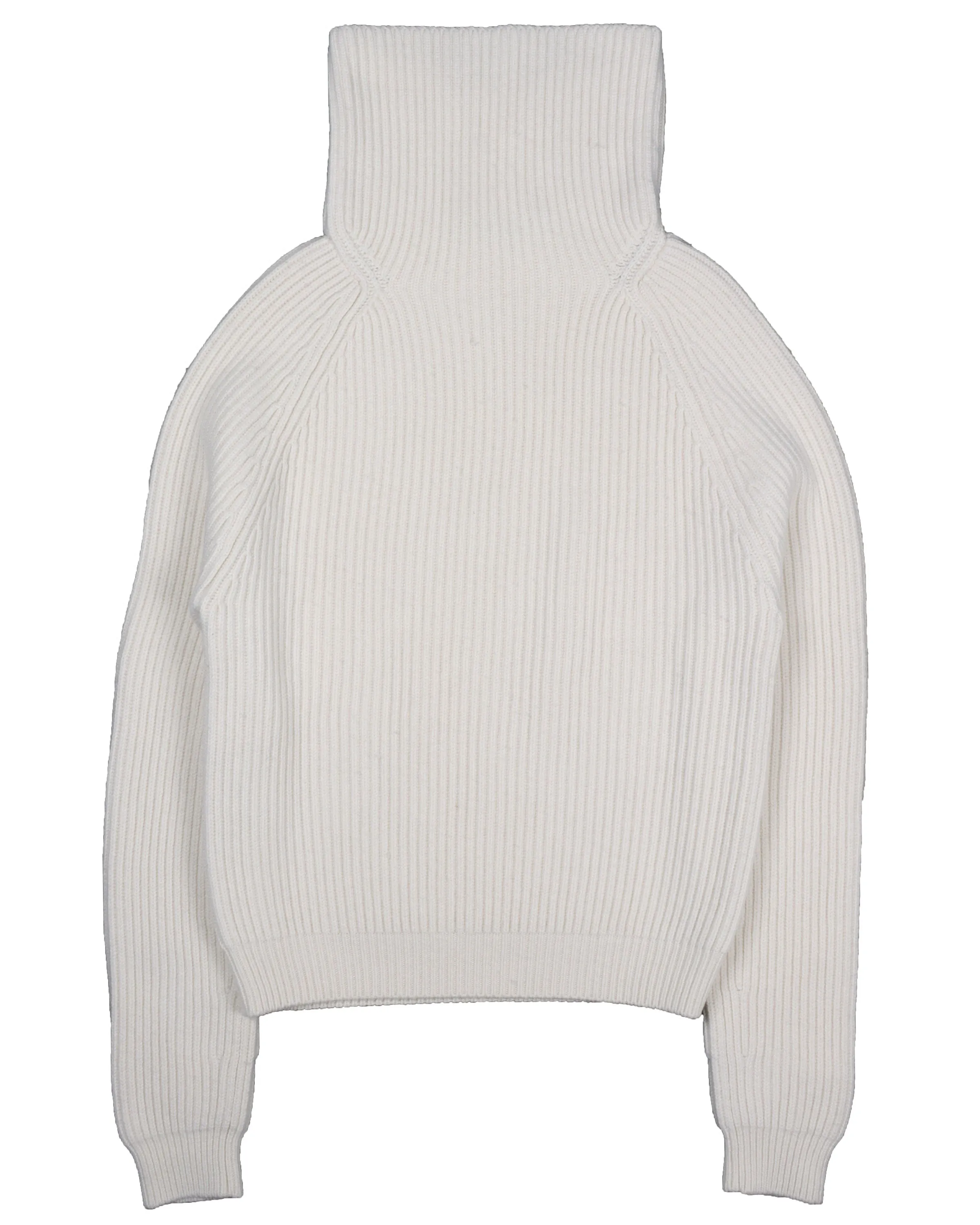 Crème Turtleneck