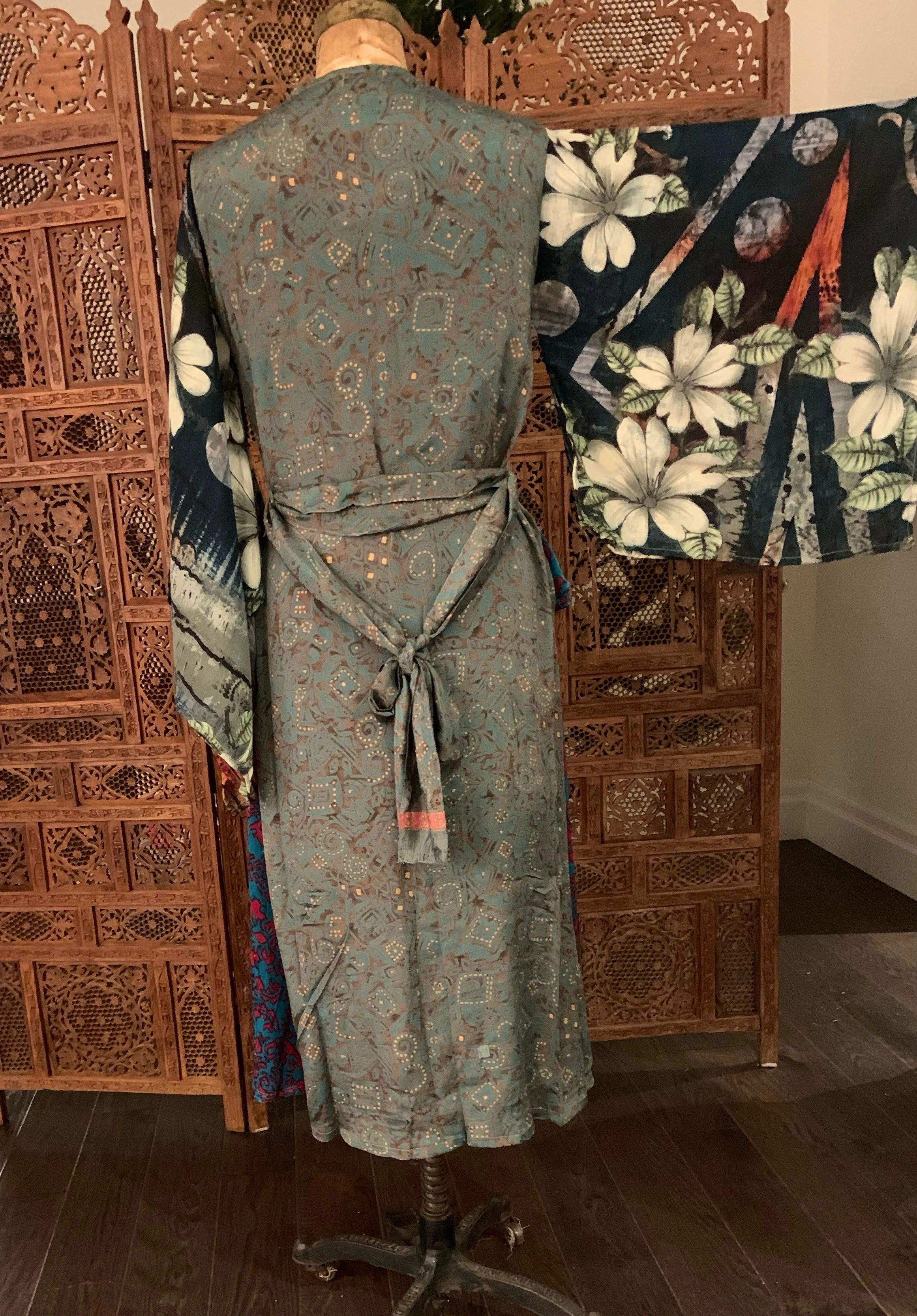 Fleetwood Kimono - Big Floral