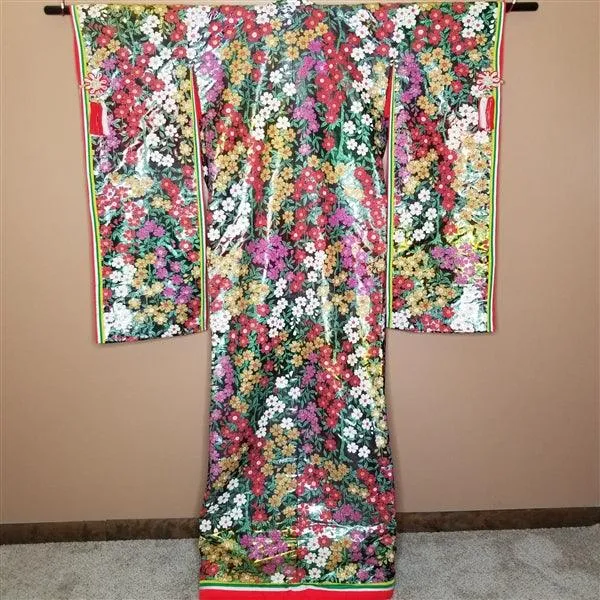 "Sparkling Stunner" Wedding Kimono (Uchikake)