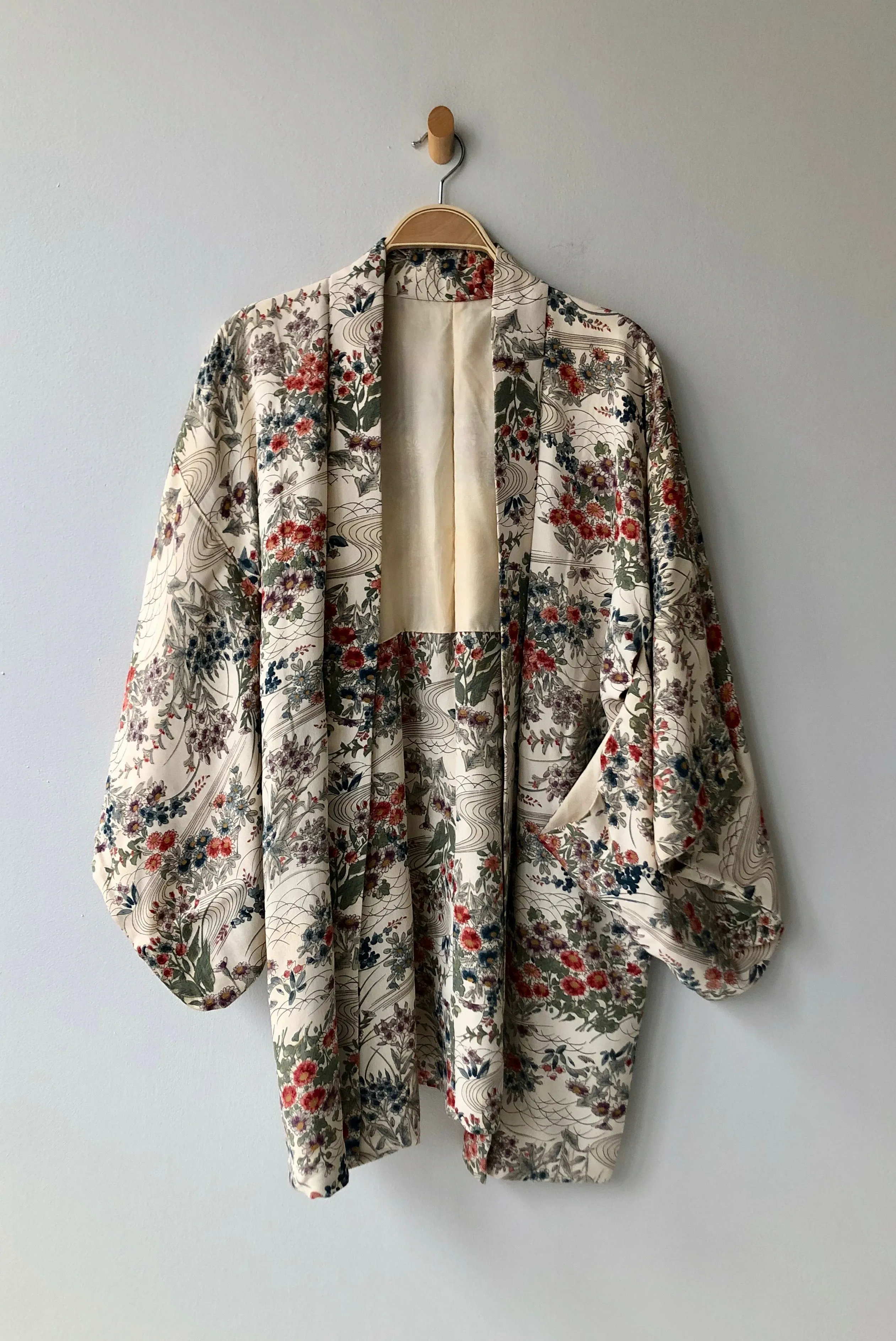 Shizukesa Silk Haori