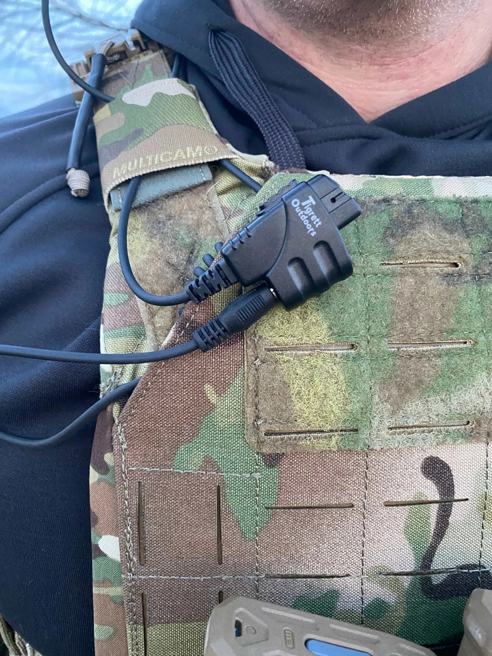 SMC (Shoot, Move, Communicate) Baofeng, Yaesu radios to Auxiliary Port for Electronic Earmuffs