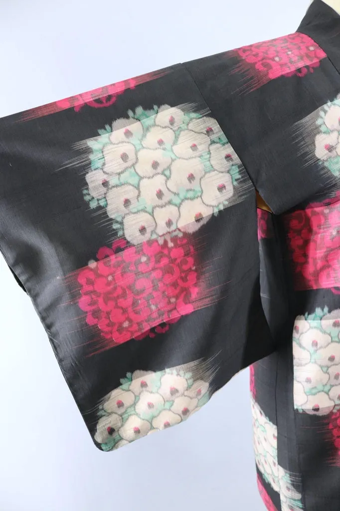 Vintage Silk Kimono Jacket / Black and Pink Floral Ikat